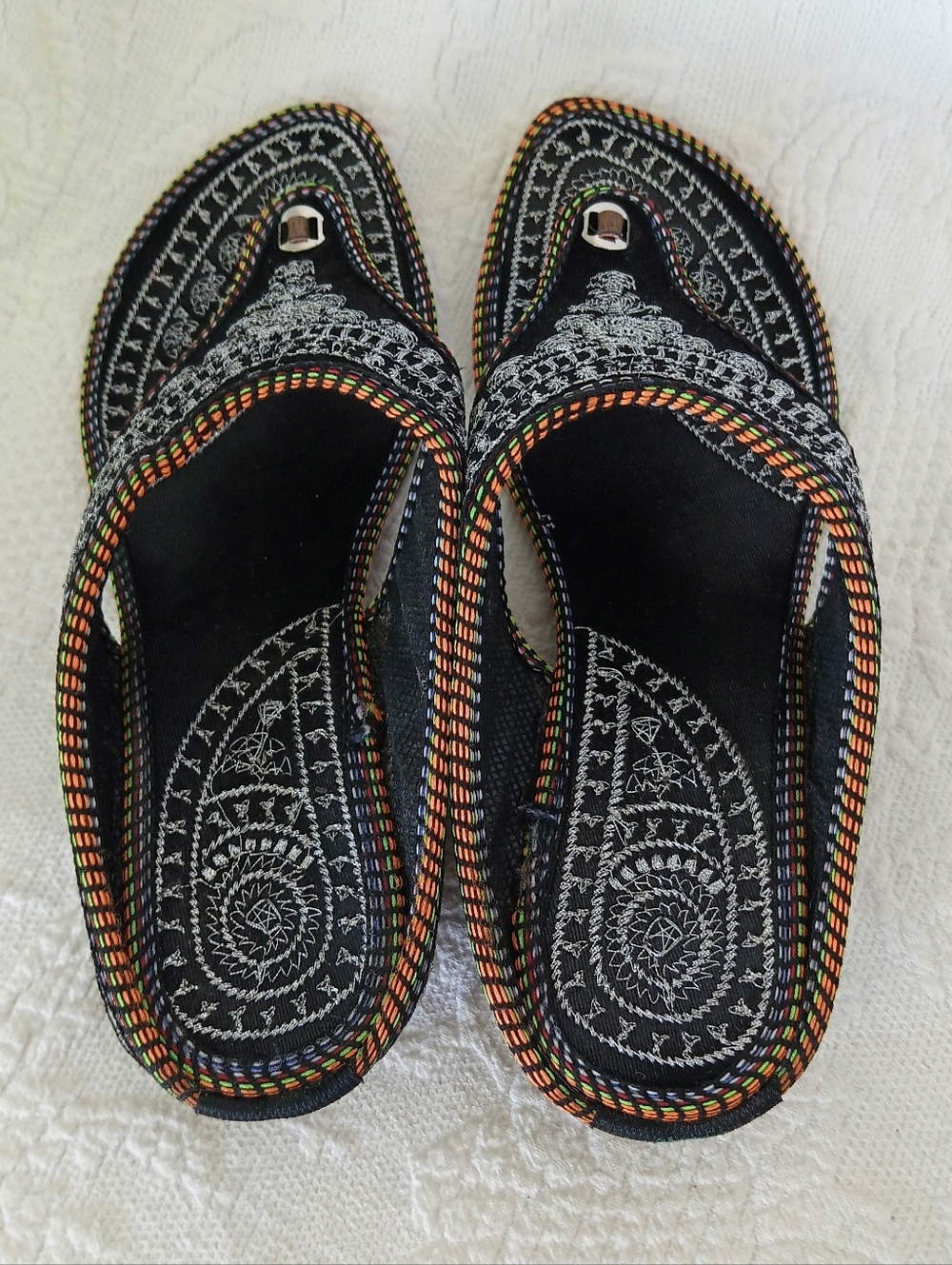 Rajasthani Embroidered Black Thong Sandals Flats Silver Metallic Indian Boho - Picture 9 of 12